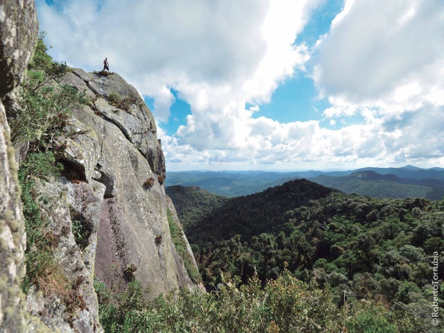 Perfil Pedra Bonita em Gonçalves MG. Roteiro realizado pela Mantiqueira Ecoturismo, agência de turismo que realiza passeios, trilhas e caminhadas em Gonçalves Mg na Serra da Mantiqueira