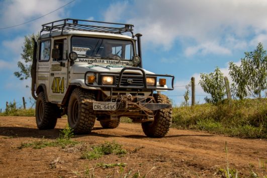 Road trip: trilhas off-road e trekking para explorar a Serra da Mantiqueira  - 28/08/2020 - UOL Carros