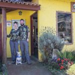 Equipe da Mantiqueira Ecoturismo, agência de turismo que realiza passeios, trilhas e caminhadas em Gonçalves Mg na Serra da Mantiqueira